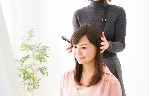 自然なストレートに仕上がる施術 | 東温市のマンツーマン美容室・Edel